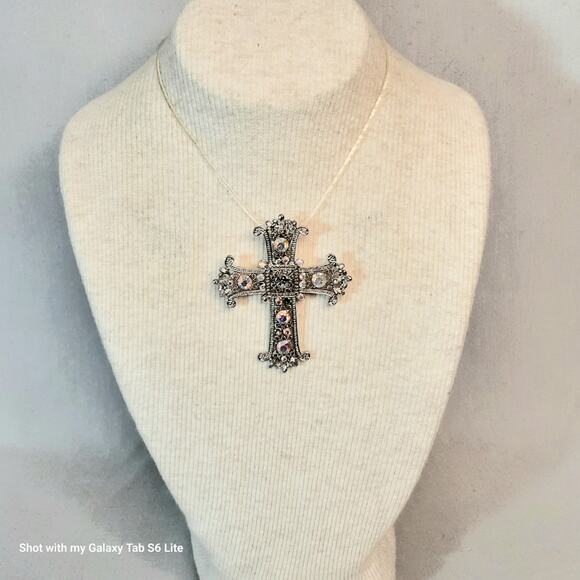 Ornate Silver Tone Cross Pendant Aurora Borealis Rhinestones - Picture 4 of 11